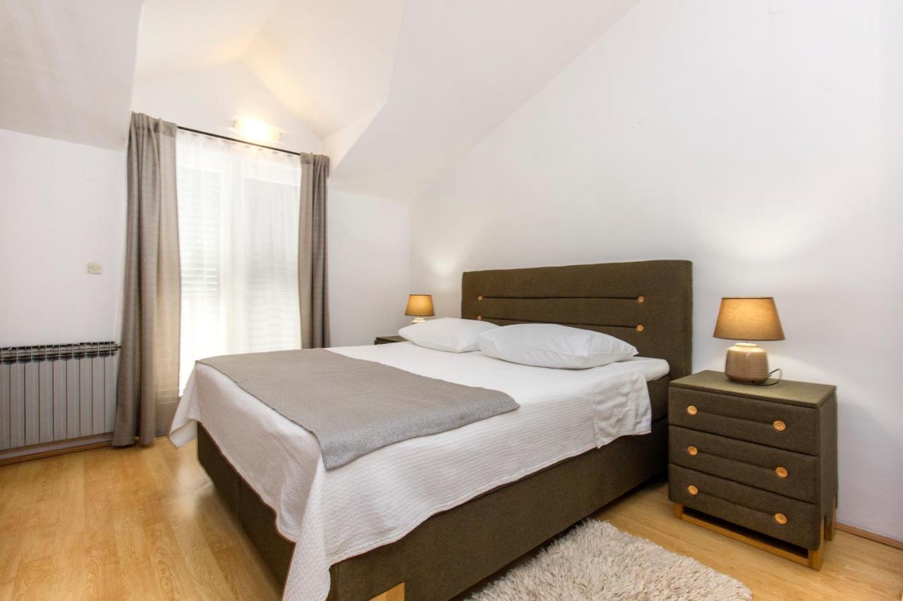 Luka Apartment Sibenik Bagian luar foto